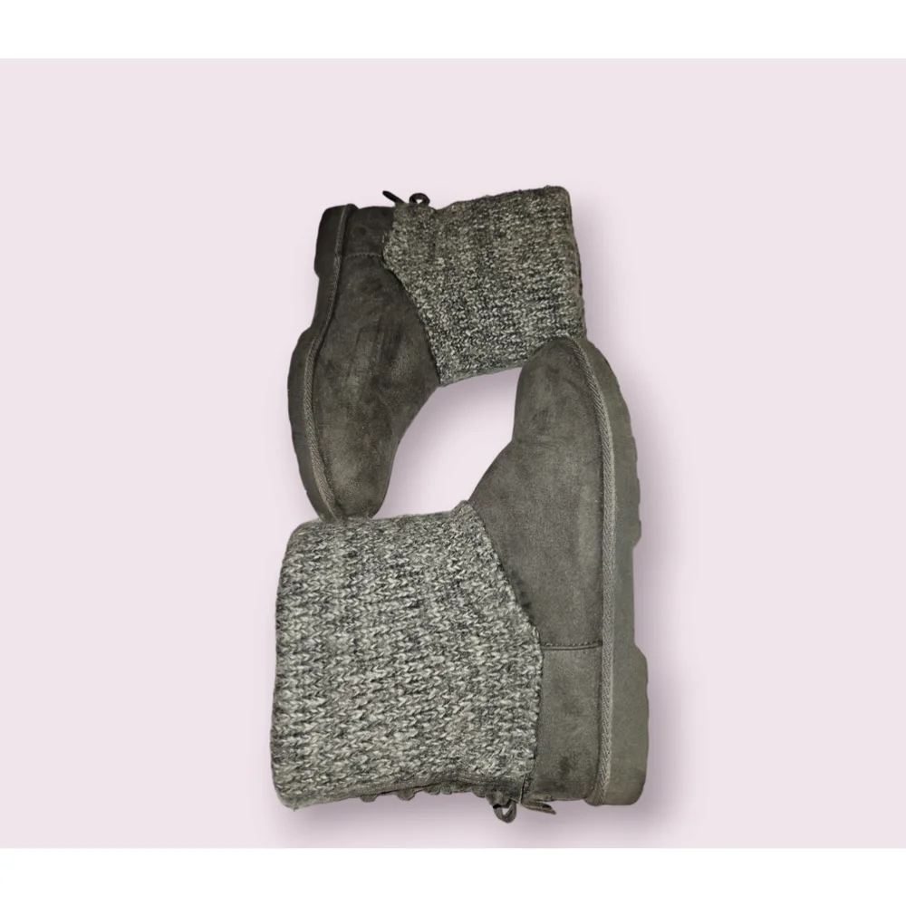 Women's Size 9 Makalu Dolce Sweater Boots Faux Fur Gray Grey